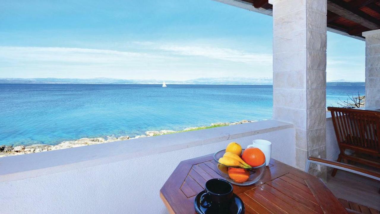 Schoenes Ferienhaus Direkt Am Meer Stomorska Buitenkant foto