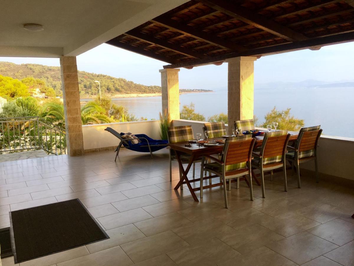 Schoenes Ferienhaus Direkt Am Meer Stomorska Buitenkant foto